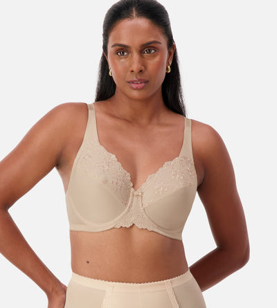 BEIGE TRIUMPH EMBROIDERED MINIMISER BRA